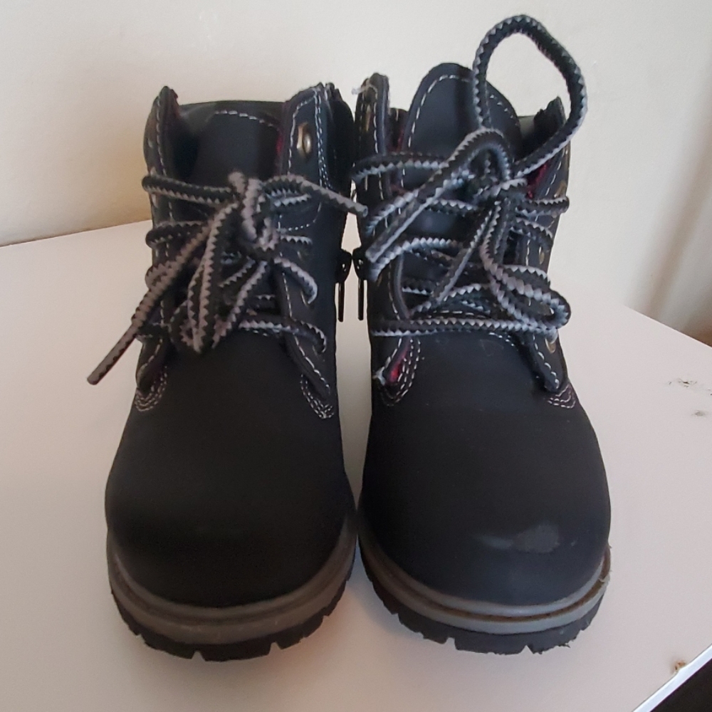 Toddler boots